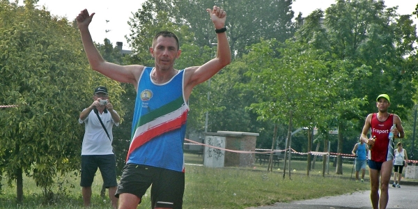 Paolo Callegari all&#039;arrivo della mezza maratona