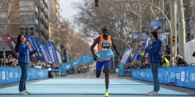 Record mondiale di Kiplimo nella mezza maratona: dubbi sulla regolarità