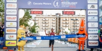 Eyob Faniel e Ruth Gitonga vincono la mezza &quot;al chiar di luna&quot; di Jesolo