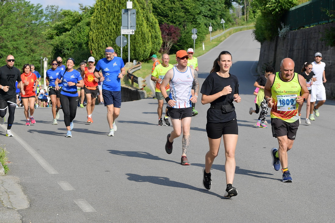 25.05.2025 Cocquio Trevisago (VA) Piede d’Oro 20^ camminiamo insieme