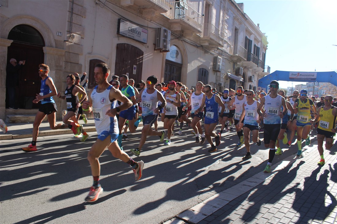 24.11.2024 Mola di Bari – 1^ CorriaMola